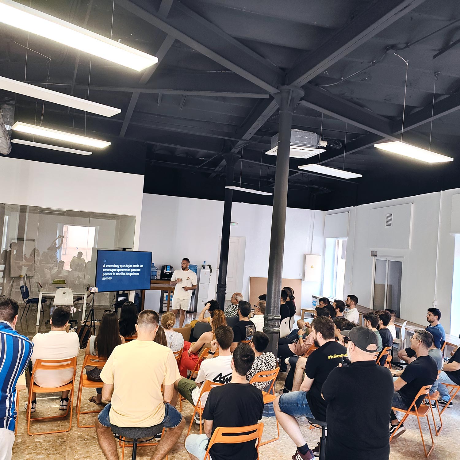 Alquiler Sala de Visitas en Almería
