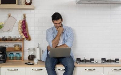 Cómo evitar la soledad trabajando desde casa: 4 estrategias
