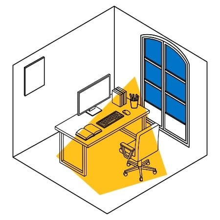 Equipo de profesionales trabajando en puestos compartidos de Workspace Coworking Almería